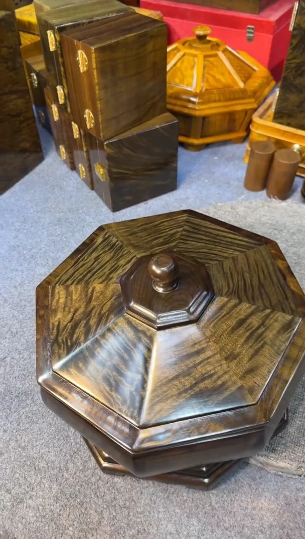 【闪购商品】乌木类成套家具阴沉乌木八角果盒