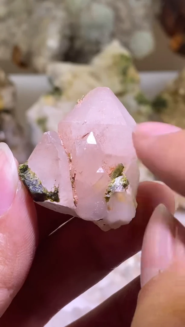 未镶嵌珠宝半成品水晶06号 粉色花园水晶小城堡
