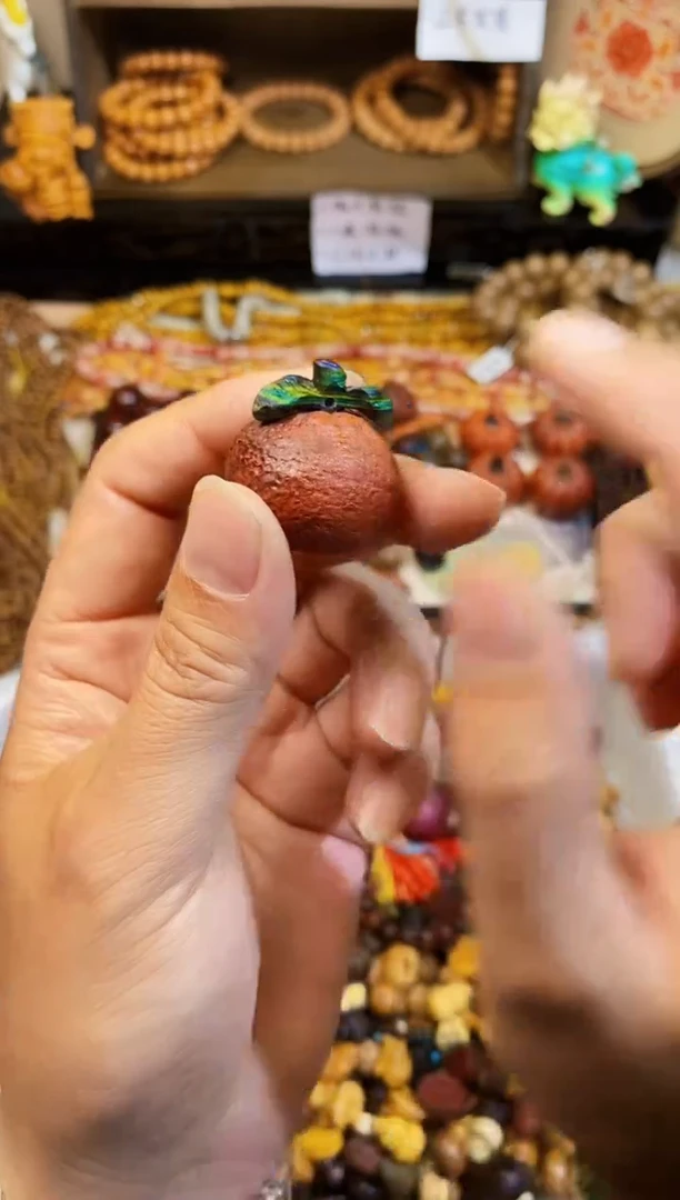 【闪购商品】非洲檀香把件橘子有孔