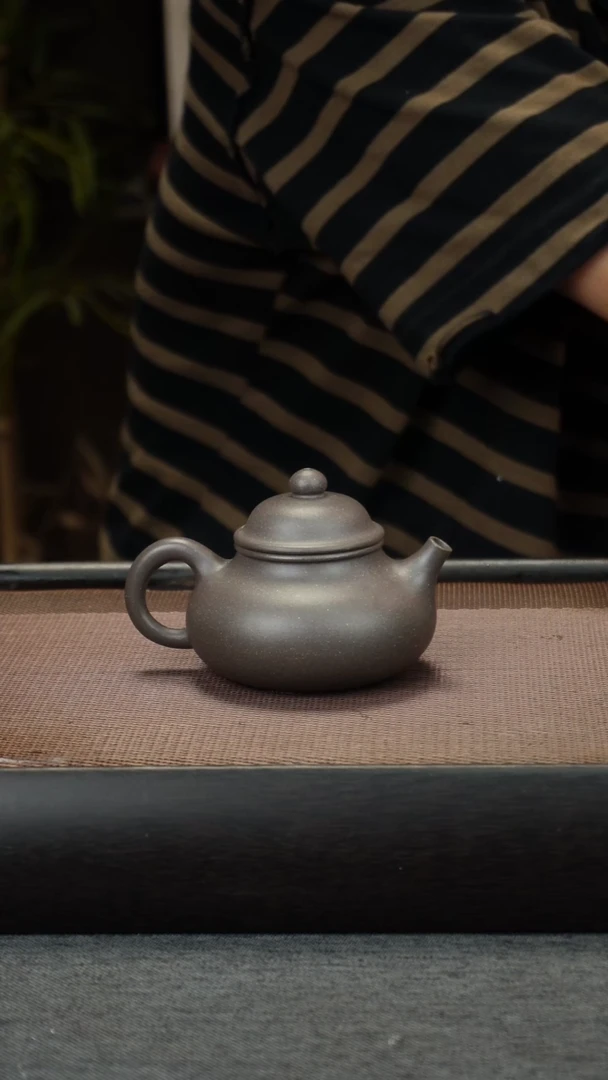 茶壶紫砂本山原矿千禧紫泥容天150cc