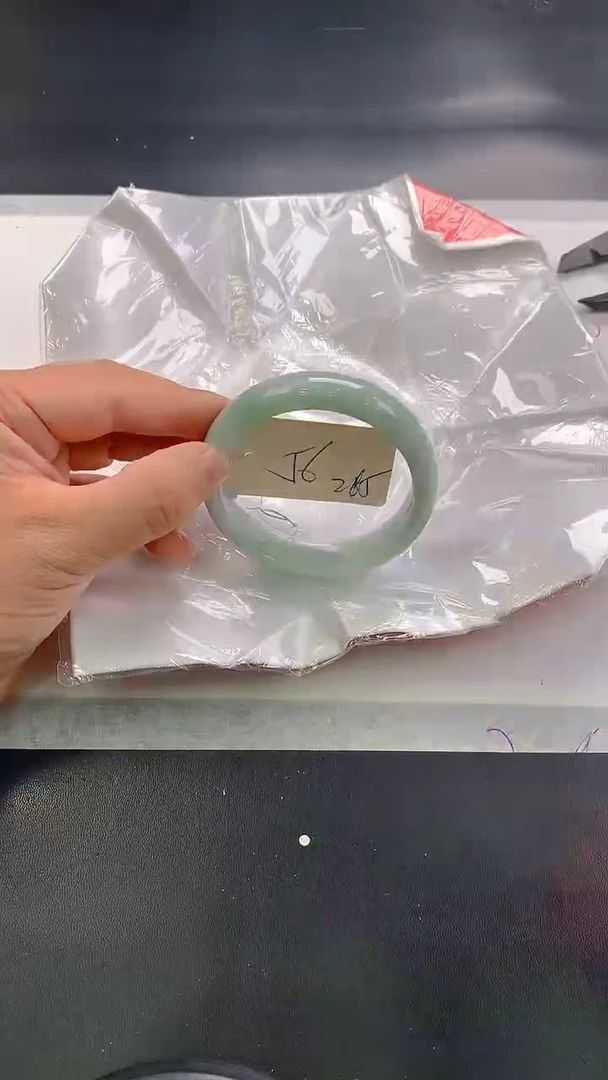 未镶嵌手镯翡翠265