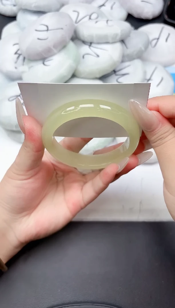 未镶嵌手镯石英质玉203-60.1