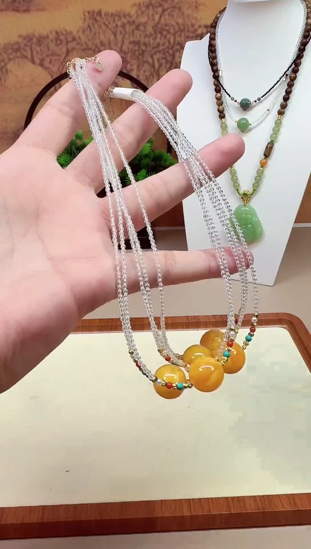 14K金镶嵌颈饰蜜蜡XXXX