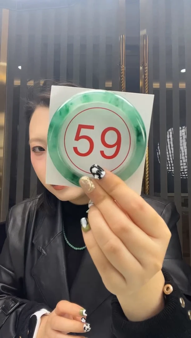 未镶嵌手镯石英质玉18