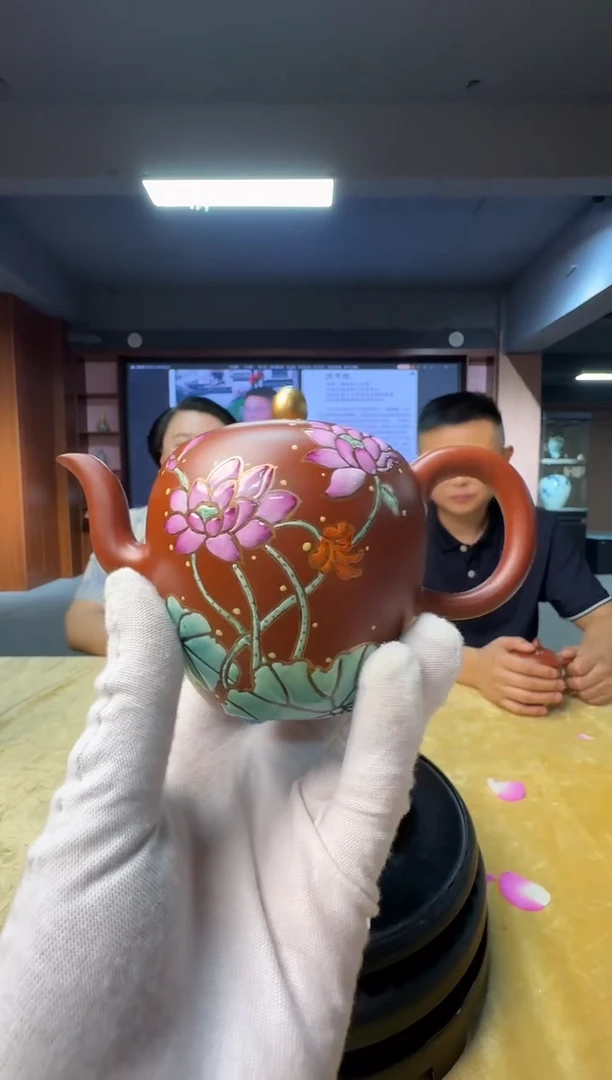 茶壶紫砂沈孝俊老师《珐琅彩荷花紫砂壶10》带收藏证书