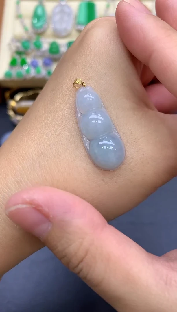 颈饰未镶嵌翡翠1-中国好珍宝