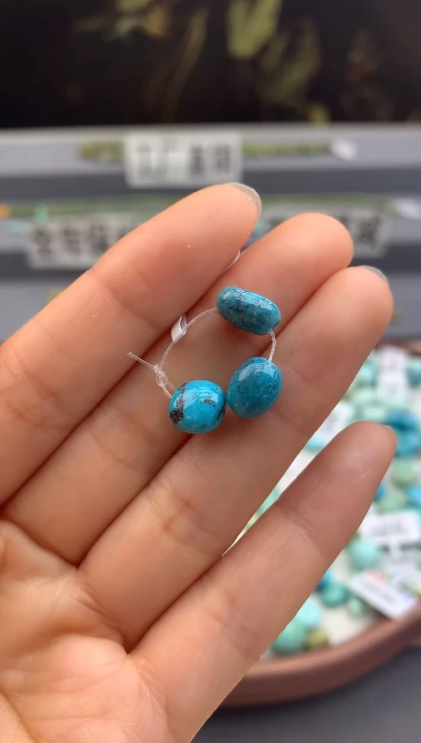 未镶嵌绿松石单珠三颗茜.A32