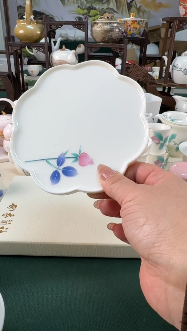 【闪购商品】瓷器 ······.......