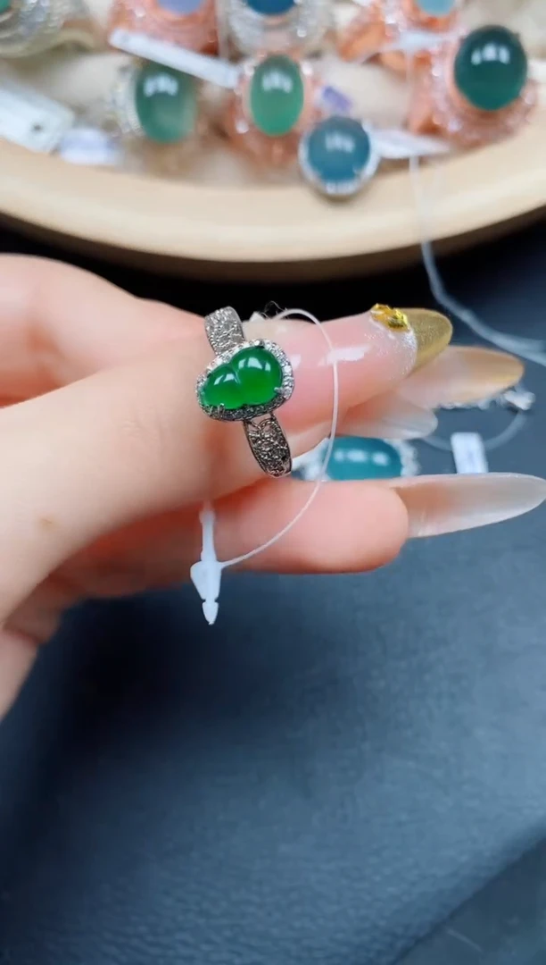 【闪购商品】翡翠戒指银S925镶嵌翡翠