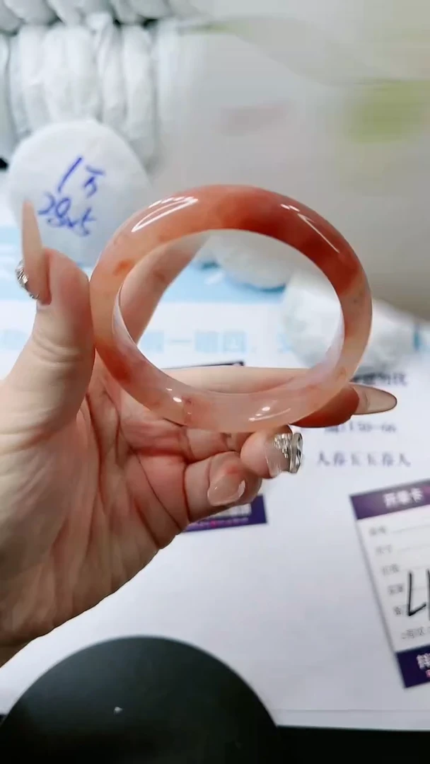 【闪购商品】石英质玉手镯未镶嵌多样性发货L190