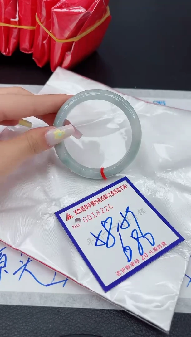 翡翠手镯未镶嵌111111111111