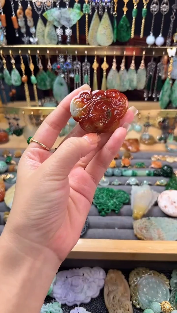 未镶嵌定制翡翠c**a翡翠