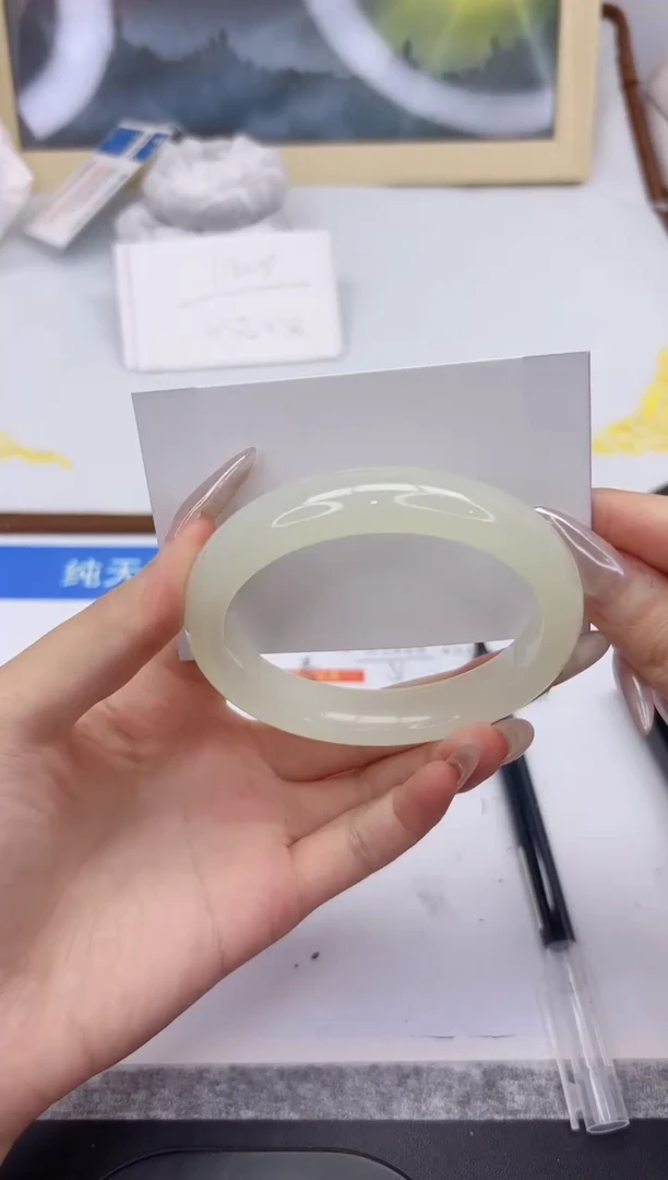 未镶嵌手镯石英质玉L153-62