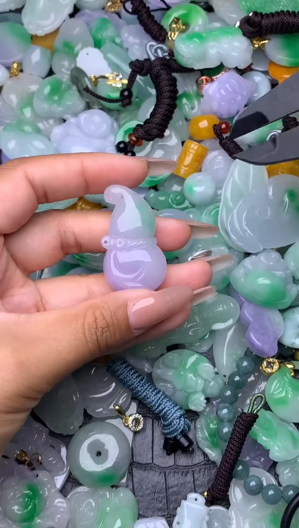 翡翠未镶嵌颈饰天然缅甸翡翠吊坠