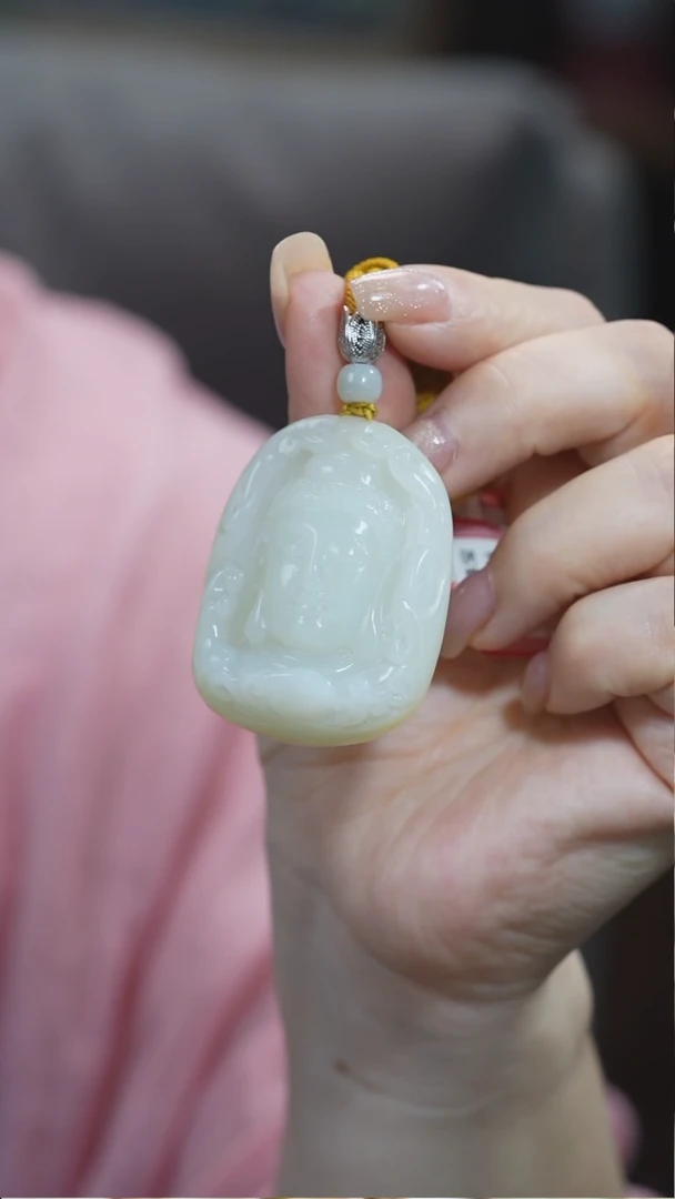 和田玉未镶嵌颈饰观音头