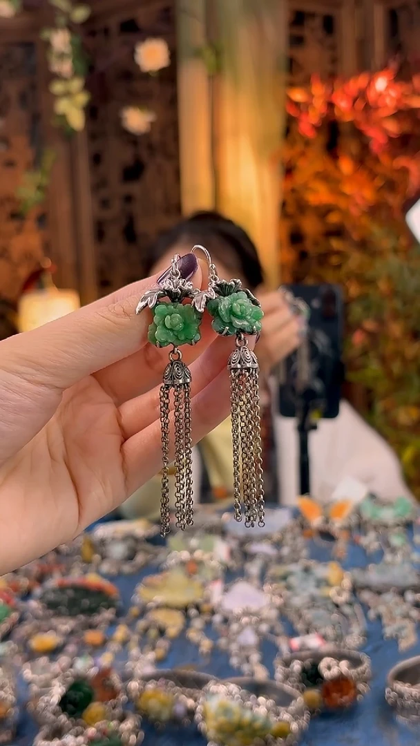 银S925镶嵌翡翠耳饰耳坠