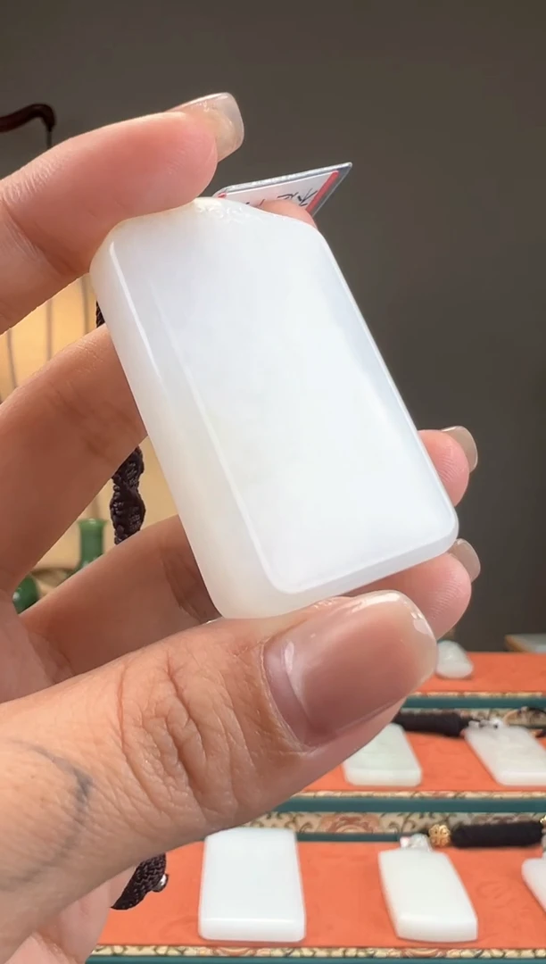 【闪购商品】和田玉颈饰未镶嵌1