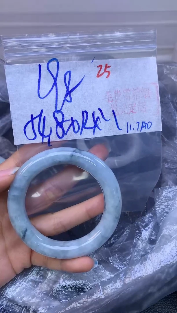 未镶嵌定制翡翠客****?25毛货需精细抛光+多样性发1件+198元