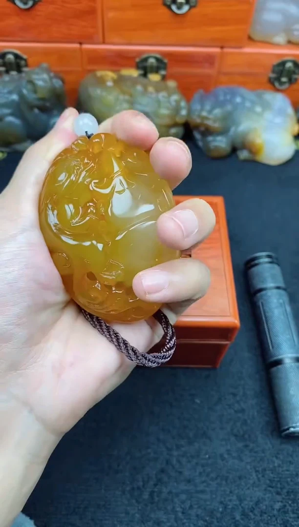 未镶嵌玛瑙/玉髓珠宝奇石西****荣0