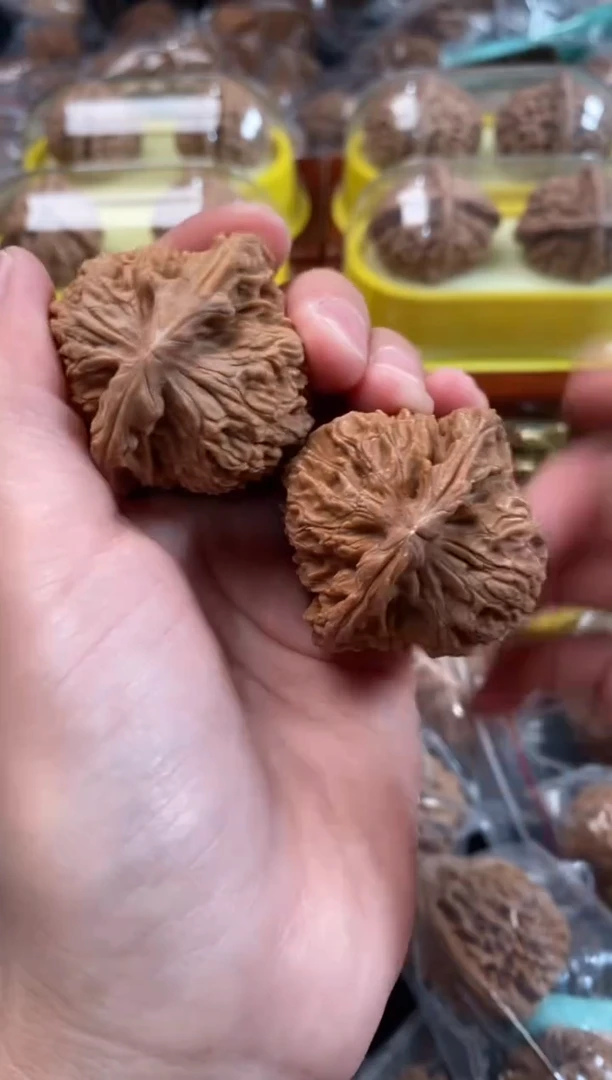 把件文玩核桃南疆石42尺s440