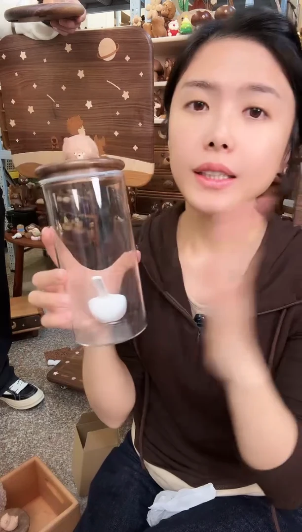 木棕色趴趴熊大号玻璃罐