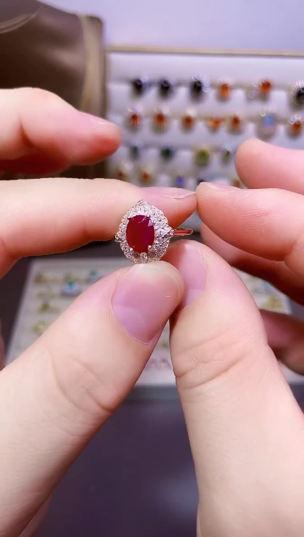 红宝石戒指银S925镶嵌一枚