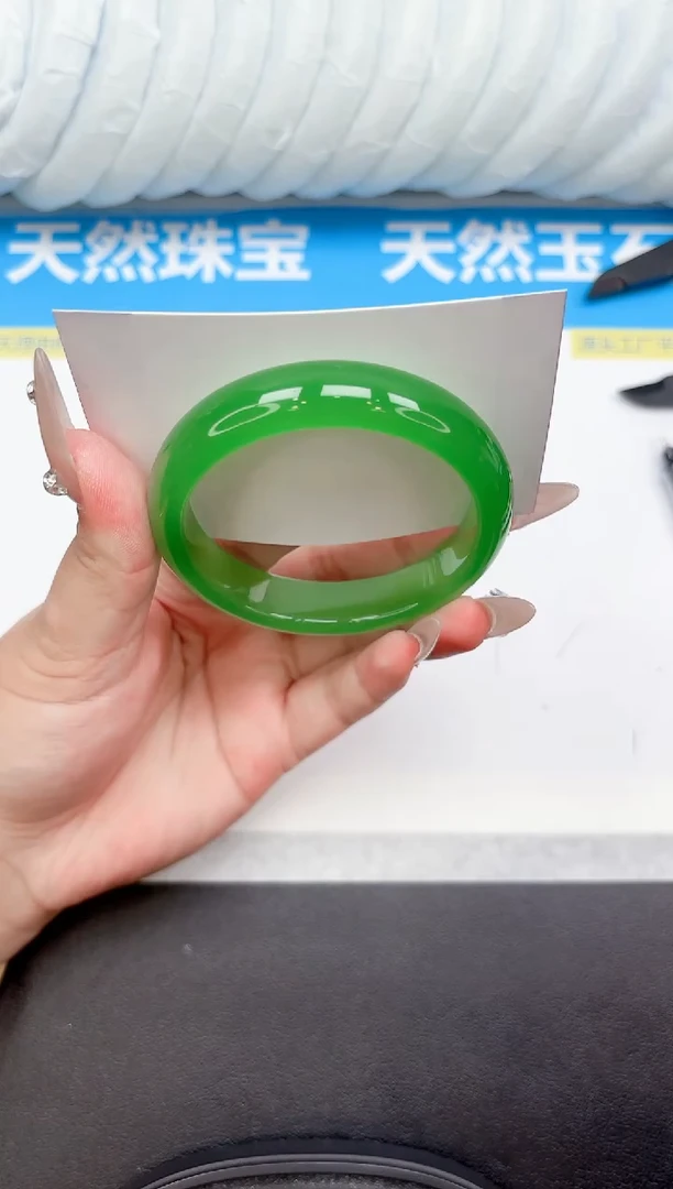 未镶嵌手镯石英质玉241-56.8