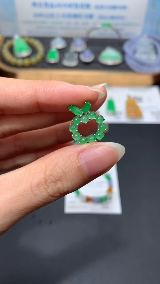 定制翡翠18K金镶嵌模式推广期48小时鉴赏期