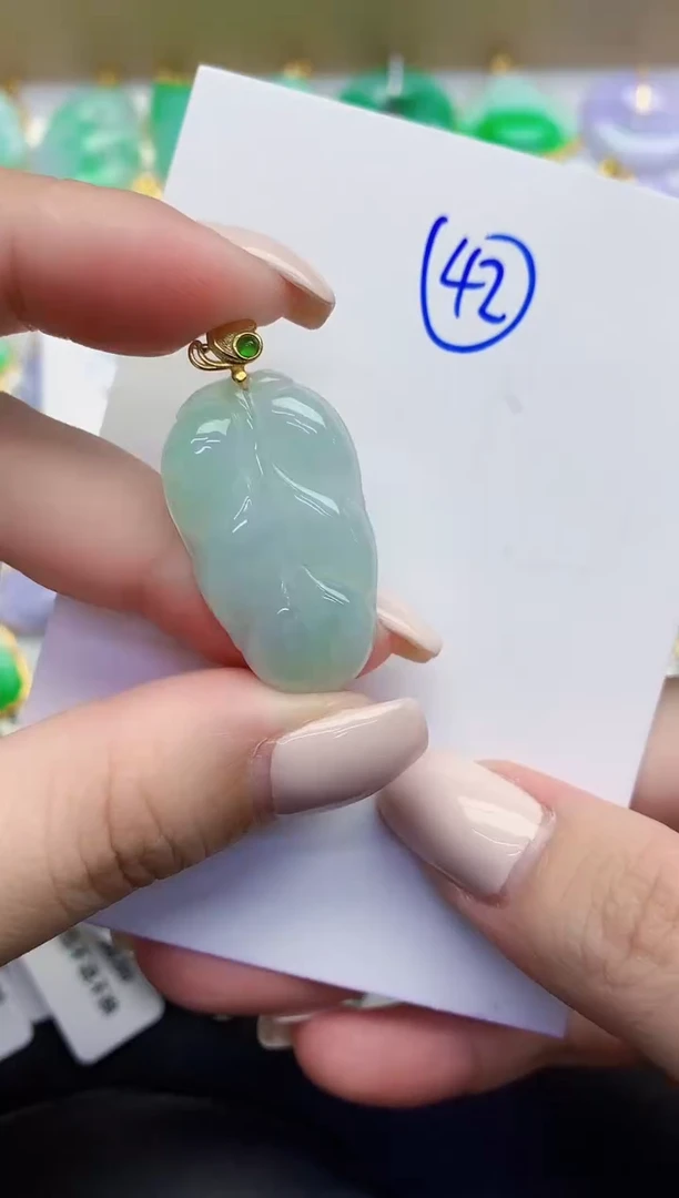 颈饰未镶嵌翡翠缅甸天然翡翠A货