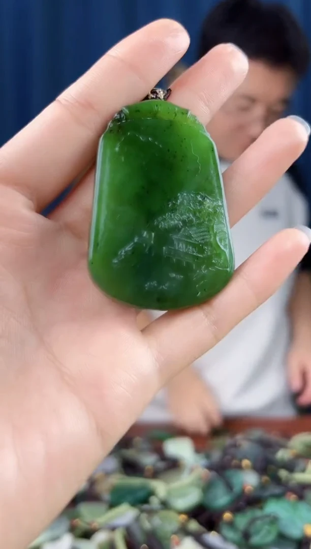 未镶嵌和田玉挂件拍一发一