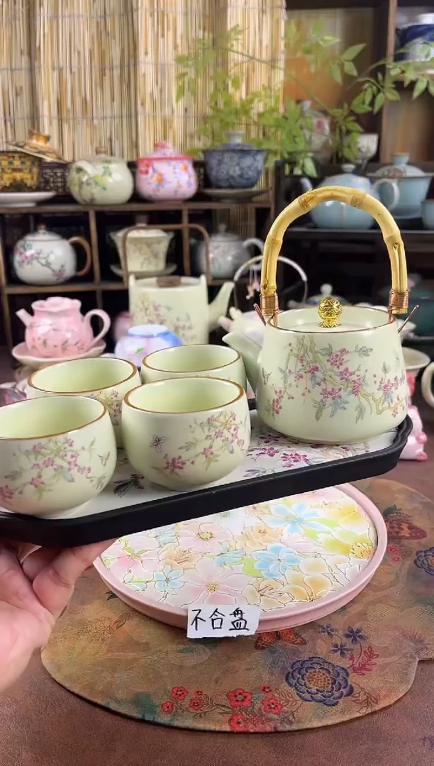 汝窑 1壶4杯1个茶盘