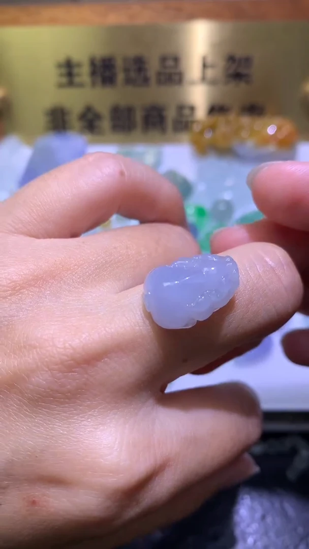 未镶嵌定制翡翠毛货