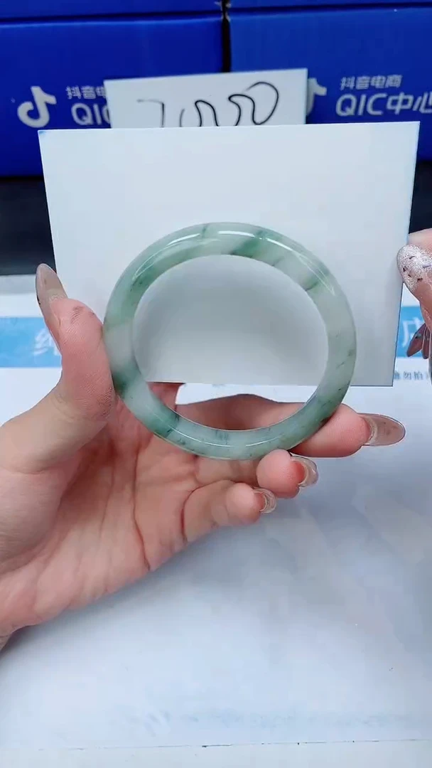 未镶嵌手镯石英质玉A120-55