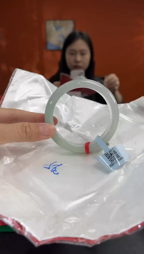 未镶嵌手镯翡翠8 56