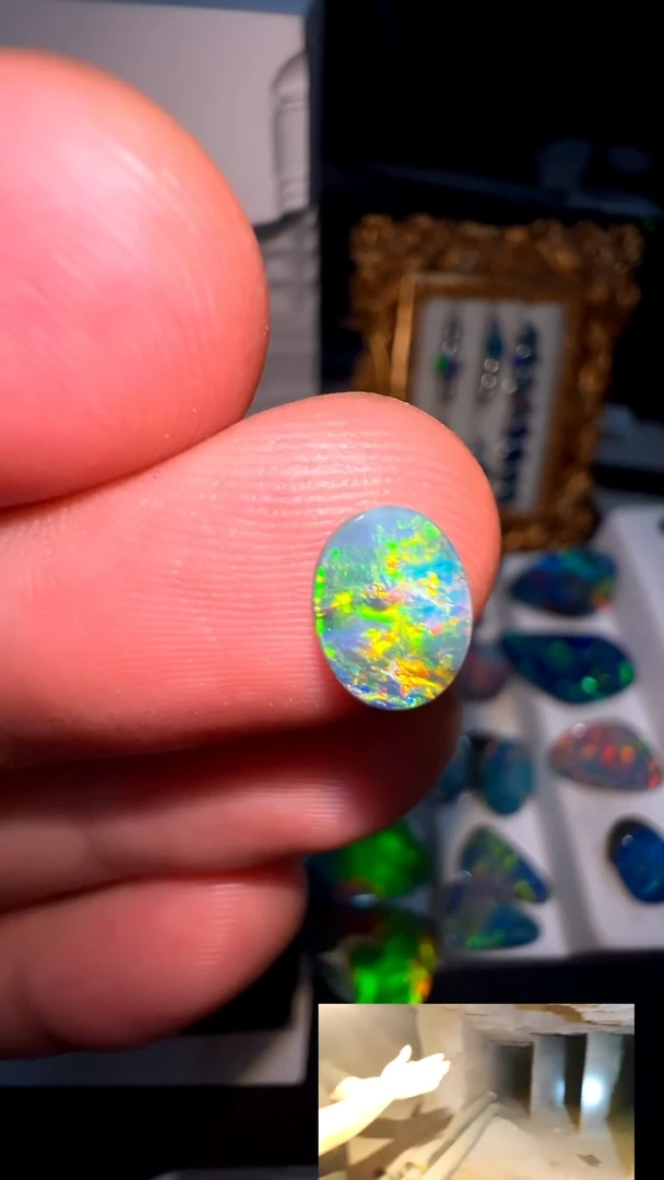 上**溃【melody特选】双层澳宝 6*8mm  有生长纹