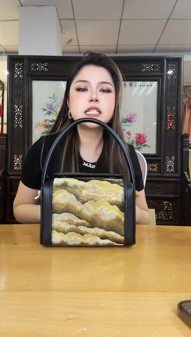 牛皮（革）j**y111111111111