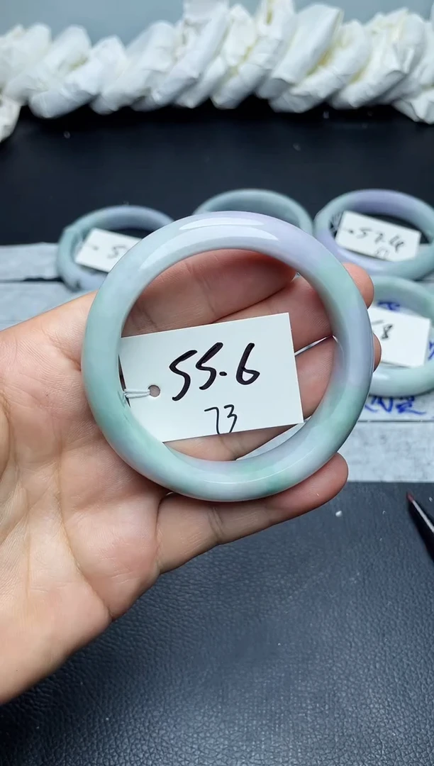 未镶嵌手镯翡翠73