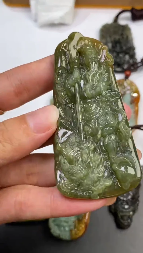 未镶嵌挂件翡翠377667     多人