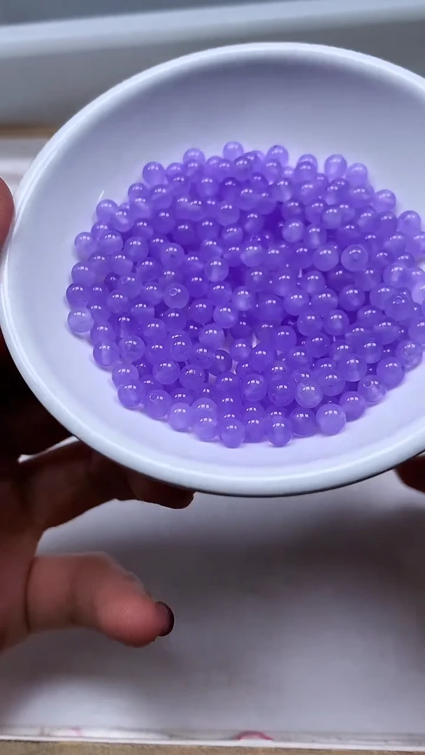 未镶嵌散珠玛瑙/玉髓B27 冰紫罗兰4mm100个8.8元