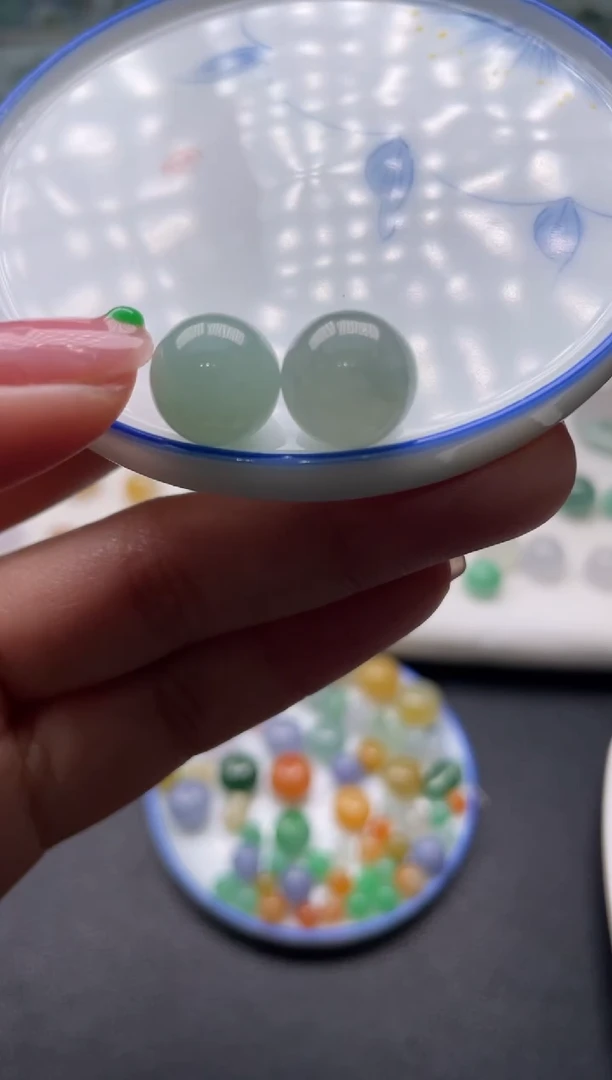 【闪购商品】翡翠颈饰未镶嵌啊A131