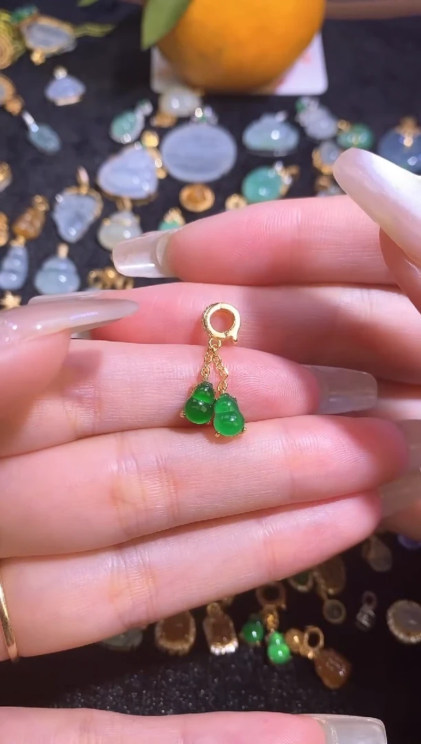 颈饰银S925镶嵌翡翠天然a货翡翠