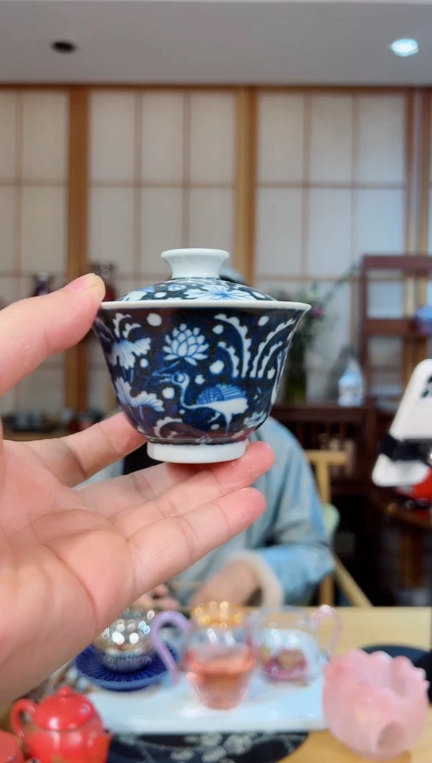 天青烟雨一路连科盖碗