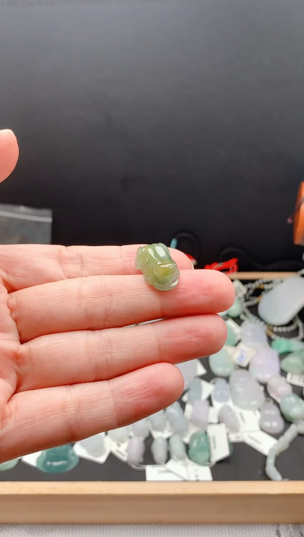 颈饰未镶嵌翡翠55金蟾