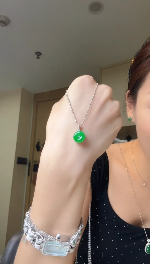 吊坠(不含链)银S925镶嵌翡翠天然翡翠吊坠