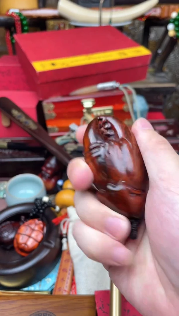 木-------------有钳