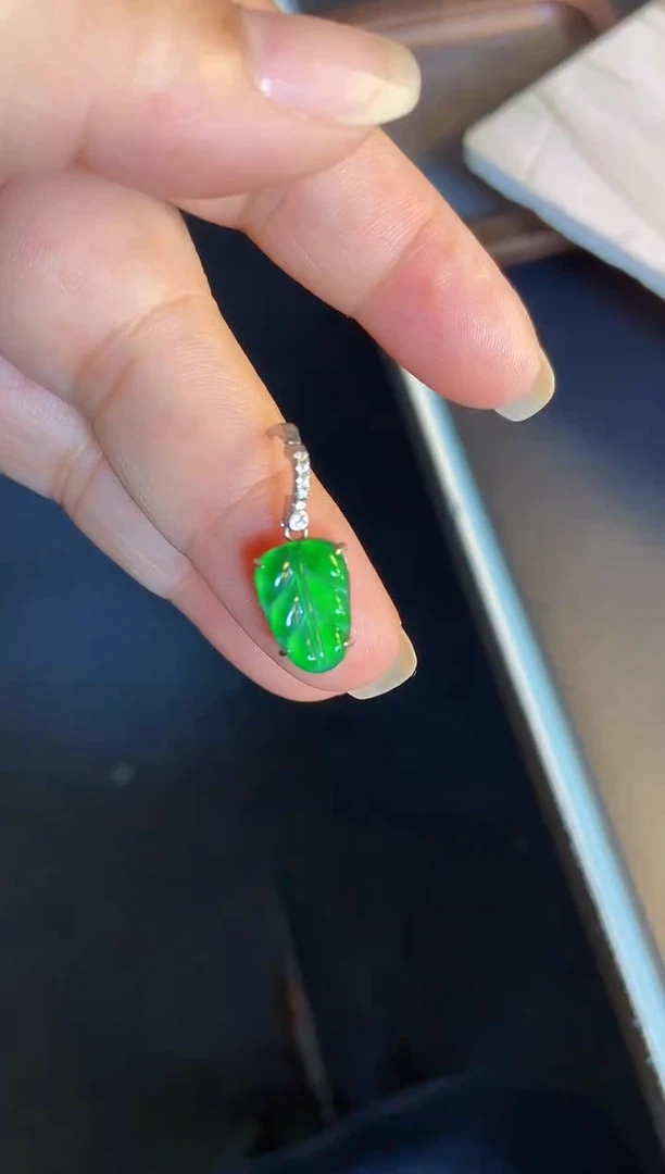 吊坠(不含链)银S925镶嵌翡翠1