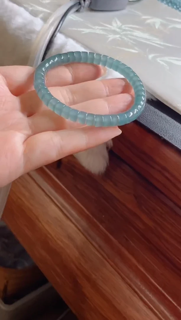 颈饰未镶嵌翡翠0937158258