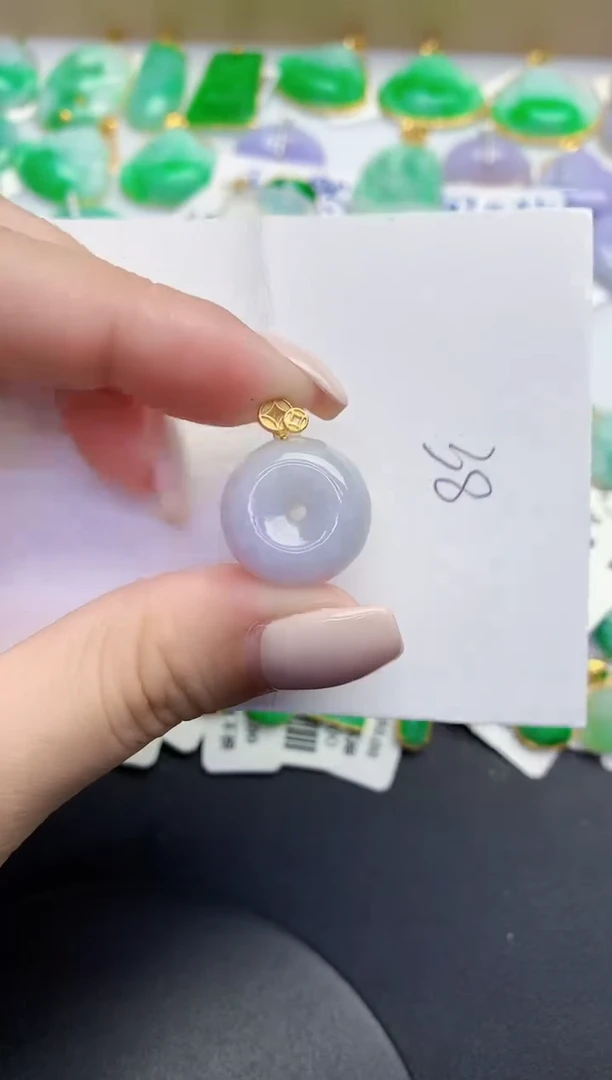 颈饰未镶嵌翡翠缅甸天然翡翠A货