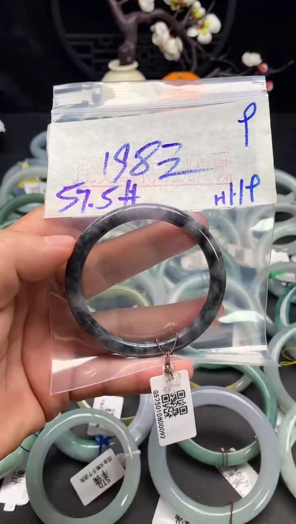 【闪购商品】定制翡翠未镶嵌毛货需精细抛光+多样性发货拍一发一