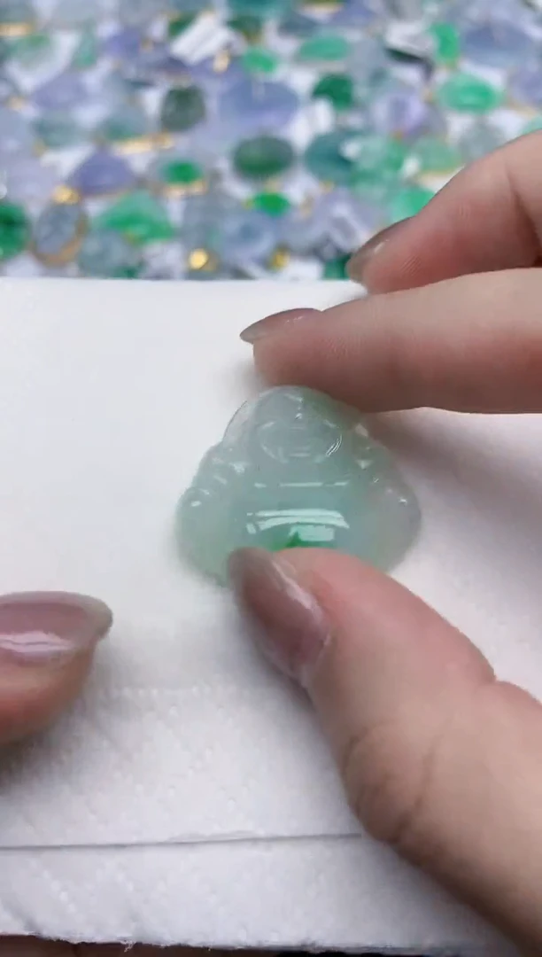 【闪购商品】翡翠颈饰未镶嵌天然翡翠A货